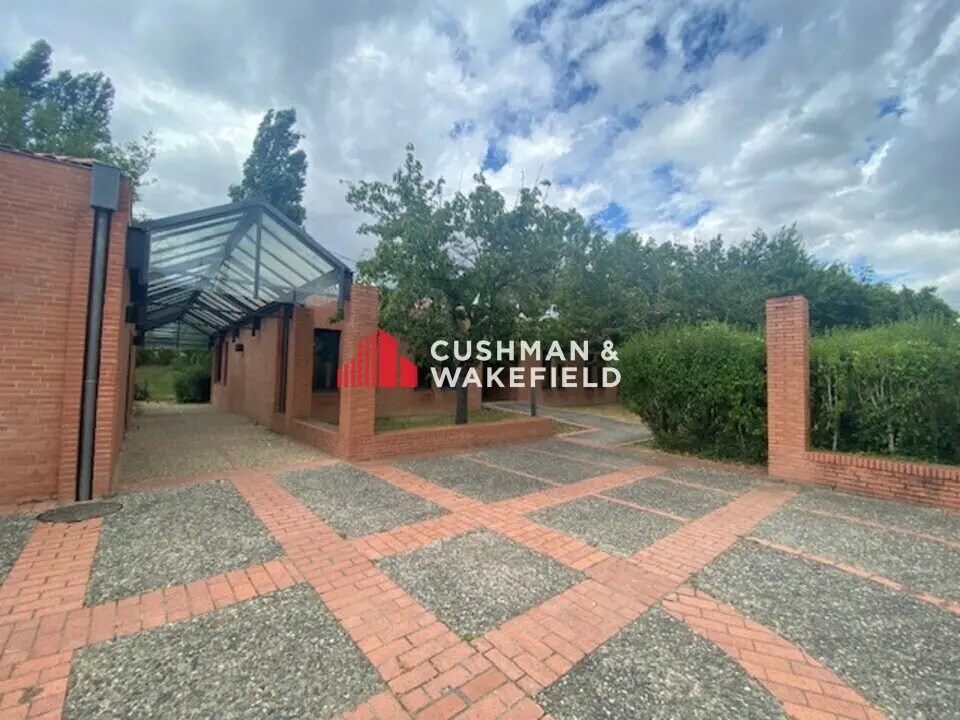 Office in Balma to rent Building Photo- Image 1 of 14