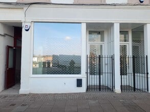 17-23 High St, Ayr to rent Building Photo- Image 1 of 3
