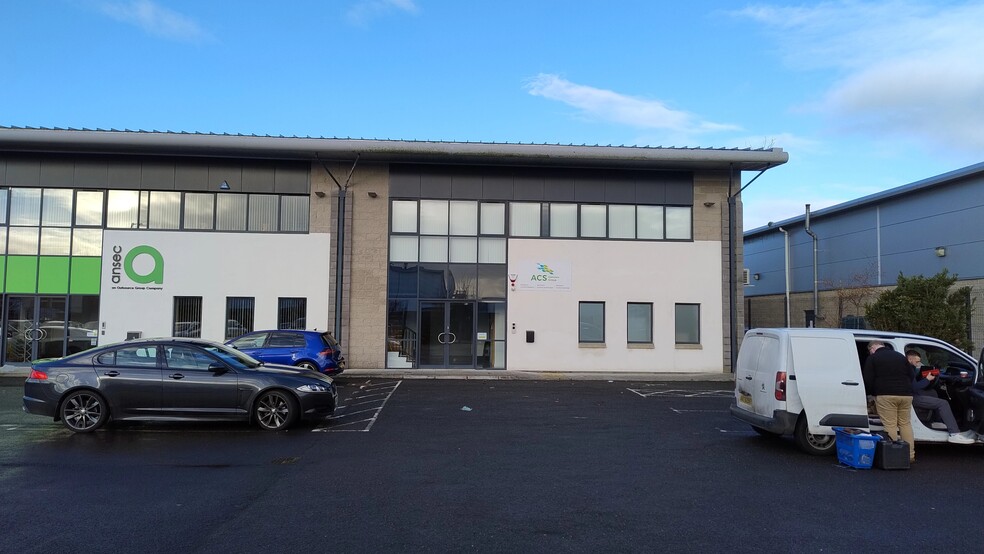 Plasketts Clos, Antrim for sale - Building Photo - Image 2 of 2