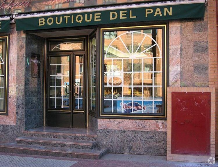 Retail in Alcobendas, Madrid to rent - Interior Photo - Image 1 of 1