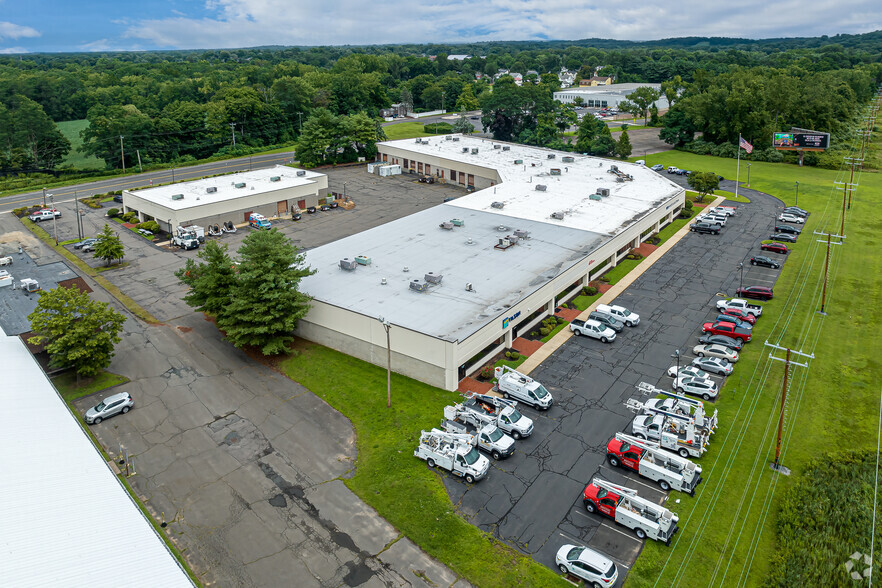 111 Roberts St, East Hartford, CT for rent - Aerial - Image 3 of 11