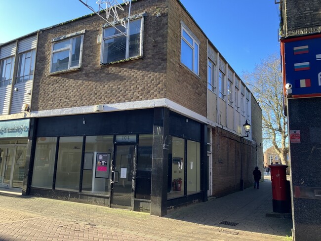 More details for 104 High St, Kings Lynn - Retail to Rent