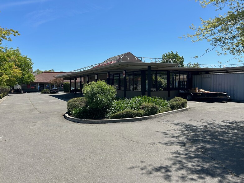 890 Petaluma Blvd N, Petaluma, CA for sale - Building Photo - Image 1 of 10