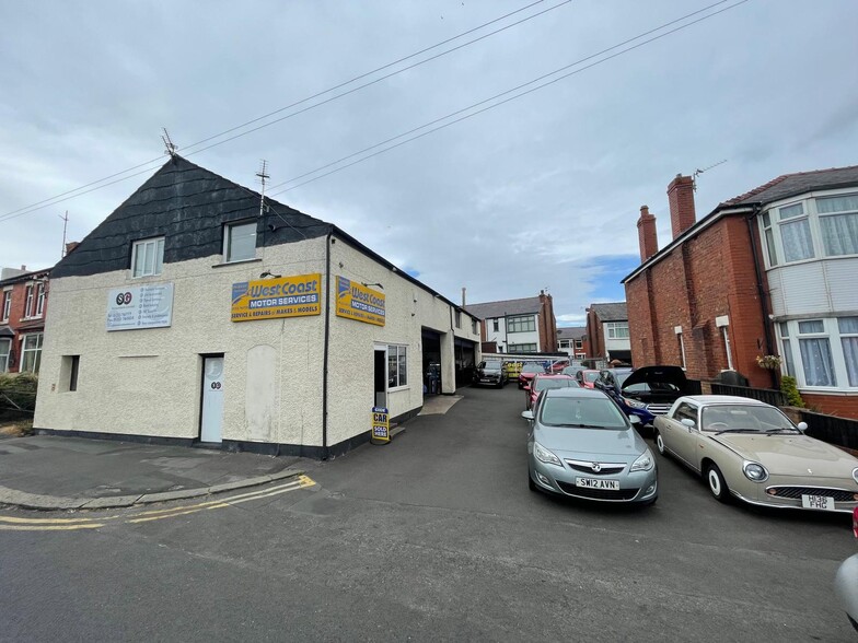 Preston Old Rd, Blackpool for sale - Primary Photo - Image 1 of 17