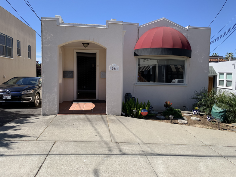 264 Spring St, Pleasanton, CA for rent - Building Photo - Image 2 of 4