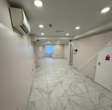 Worple Rd, Isleworth to rent Interior Photo- Image 2 of 6