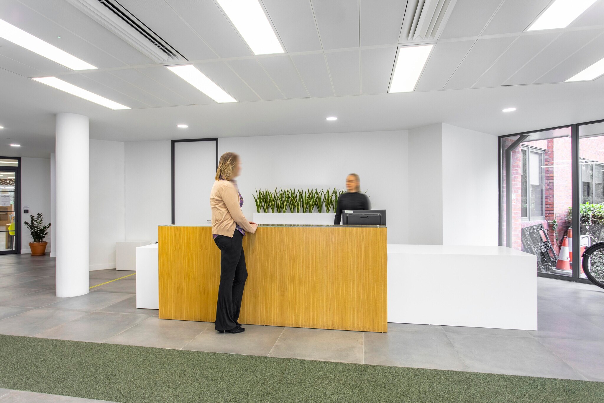 Third Ave, Marlow to rent Interior Photo- Image 1 of 11