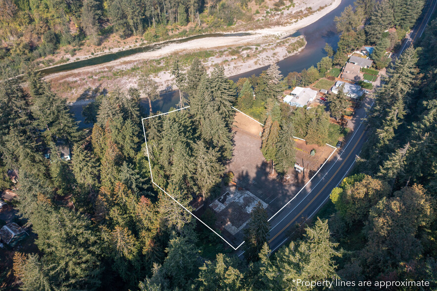 28242 Historic Columbia River Hwy, Troutdale, OR for rent - Primary Photo - Image 1 of 8