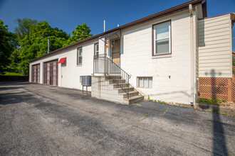 9606 Midland Blvd, Overland, MO for sale Building Photo- Image 1 of 6