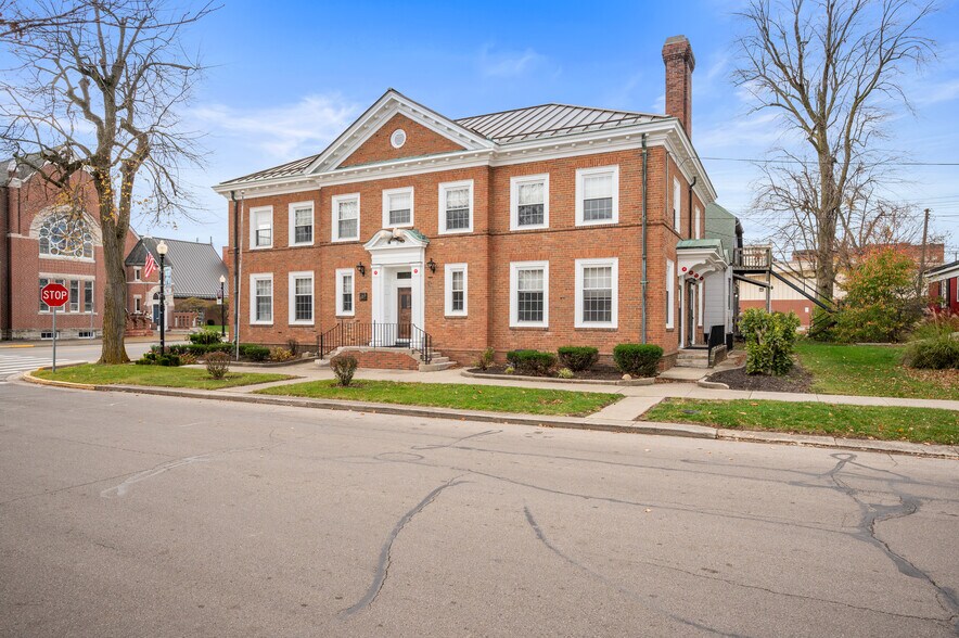 103 N East St, Winchester, IN for sale - Building Photo - Image 3 of 30