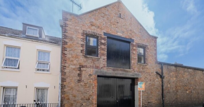 4 Byron Rd, Jersey for sale Primary Photo- Image 1 of 1