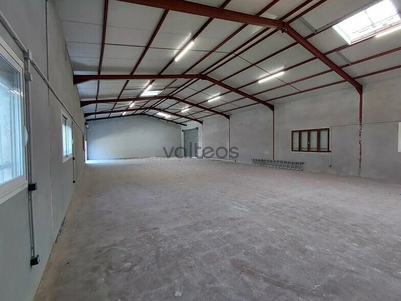 Office in Portet-sur-Garonne to rent - Interior Photo - Image 2 of 9