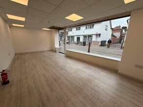 19 Middle Gate, Newark to rent Interior Photo- Image 2 of 8