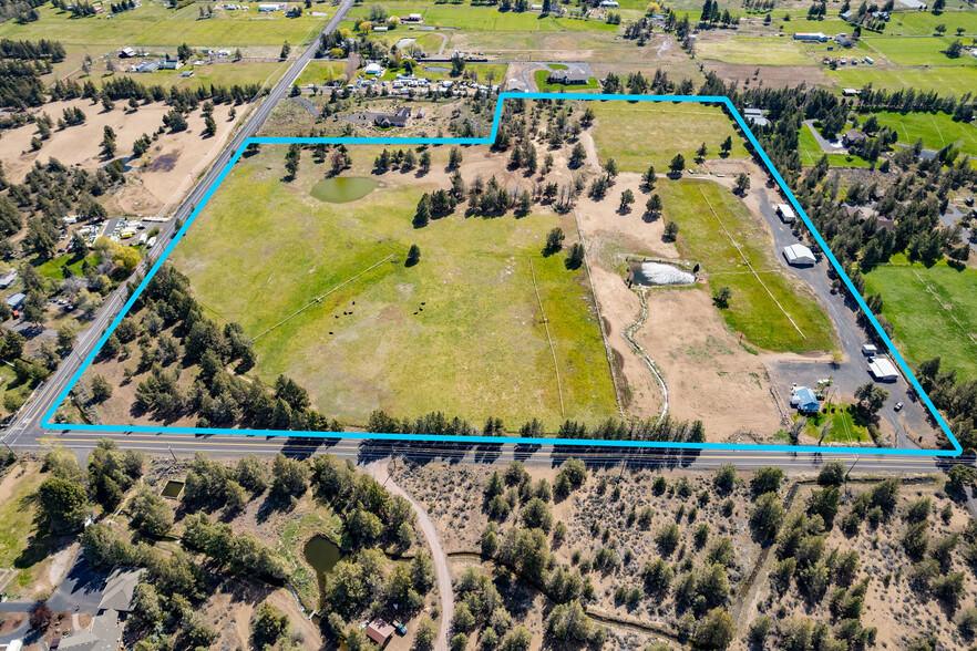 62920 Dickey Rd, Bend, OR for sale - Aerial - Image 2 of 32