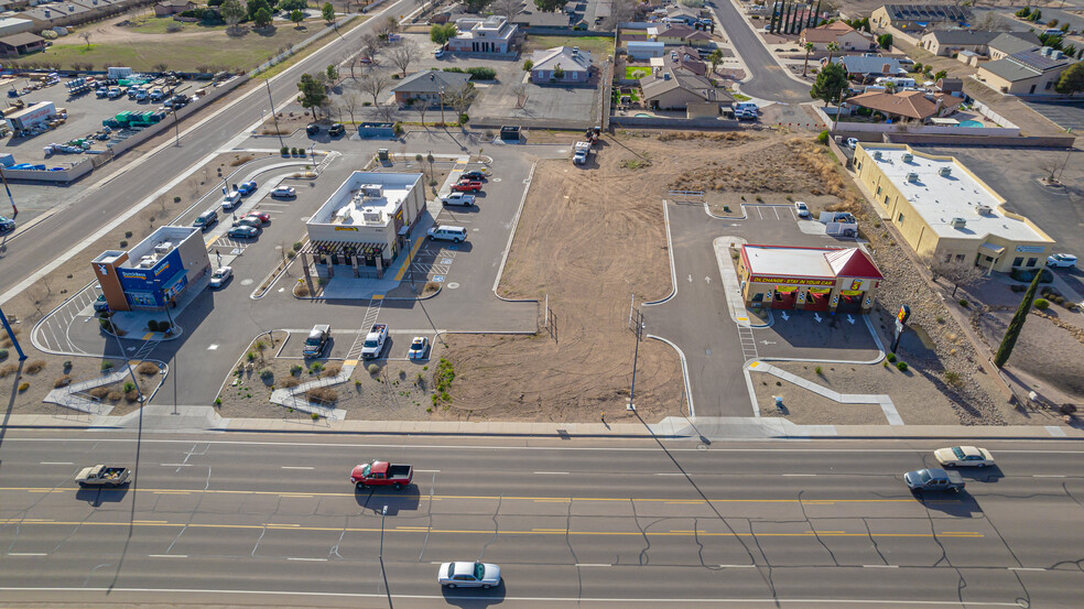 3703 Stockton Hill rd, Kingman, AZ for sale - Building Photo - Image 3 of 29