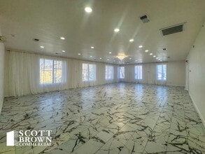 400 S Carroll Blvd, Denton, TX to rent Building Photo- Image 2 of 5