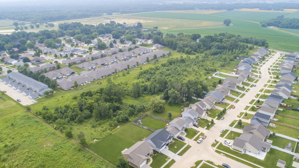 Huntington Rd, Cedar Falls, IA for sale - Aerial - Image 2 of 4