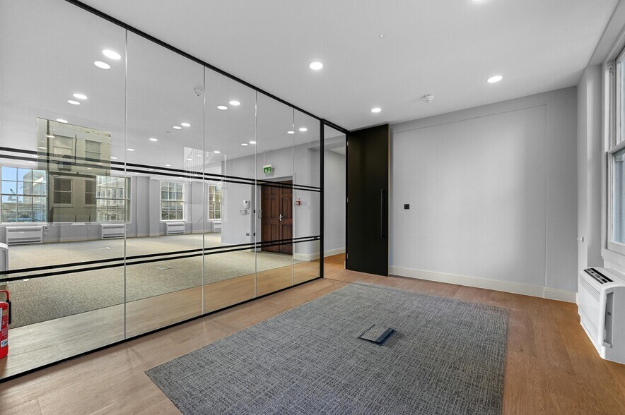 16 Hanover Sq, London to rent - Building Photo - Image 2 of 19