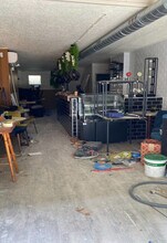 Retail in Barcelona, Barcelona to rent Interior Photo- Image 2 of 4