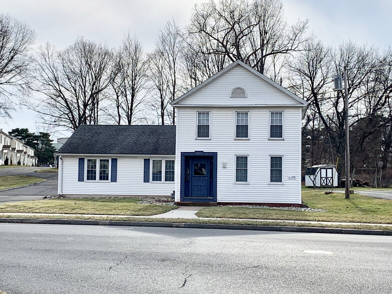 404 N Main St, Manchester, CT for sale - Primary Photo - Image 1 of 1