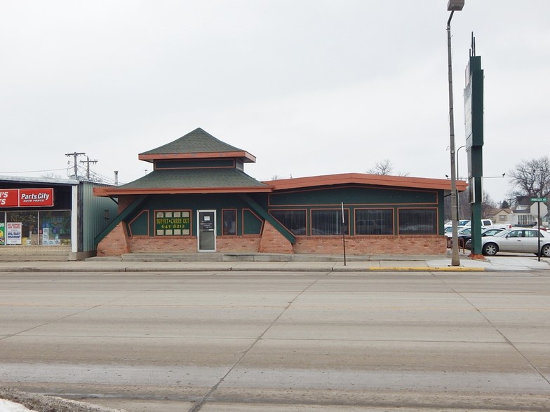 230 Minnesota Ave, Breckenridge, MN for sale - Primary Photo - Image 1 of 1