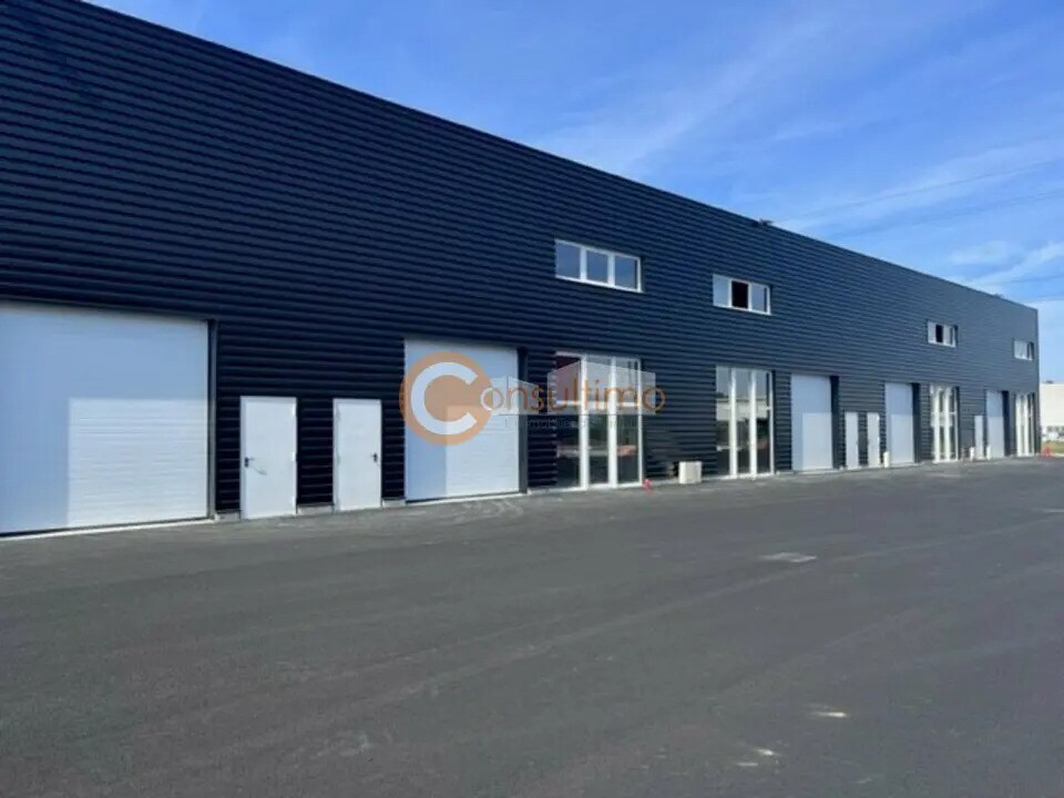 Industrial in Poitiers for sale Primary Photo- Image 1 of 14