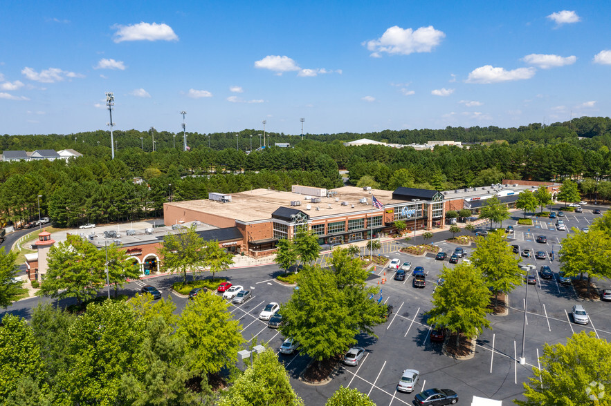 2300 Holcomb Bridge Rd, Roswell, GA for rent - Primary Photo - Image 1 of 25