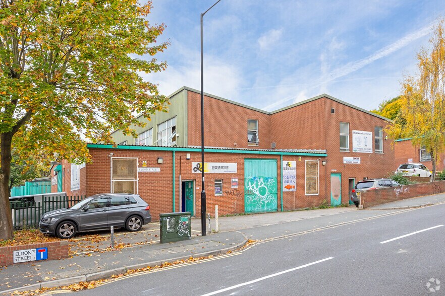 90-108 Wellington St, Sheffield to rent - Building Photo - Image 2 of 2