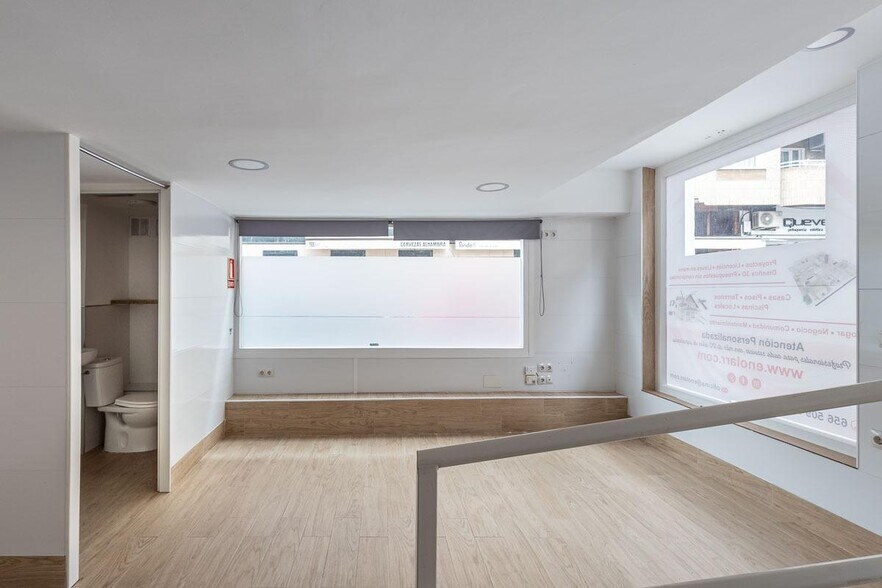 Calle Martín Bohorquez, Granada, Granada for sale - Interior Photo - Image 3 of 13