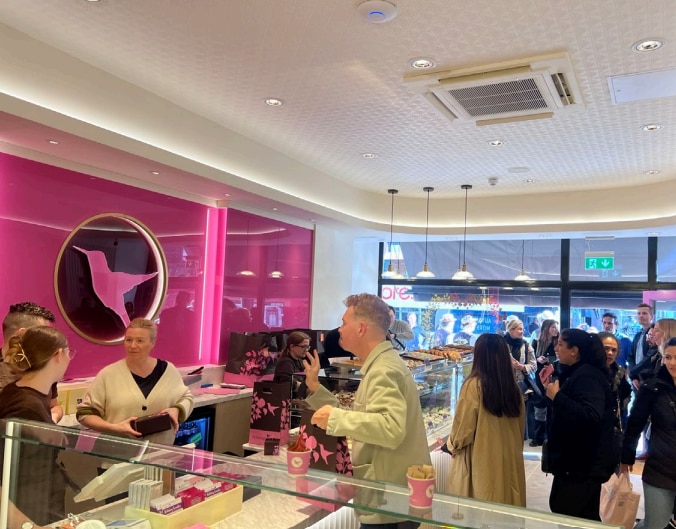 40 Buckingham Palace Rd, London to rent Interior Photo- Image 1 of 2