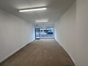 58-62 High St, St Neots to rent Building Photo- Image 2 of 3