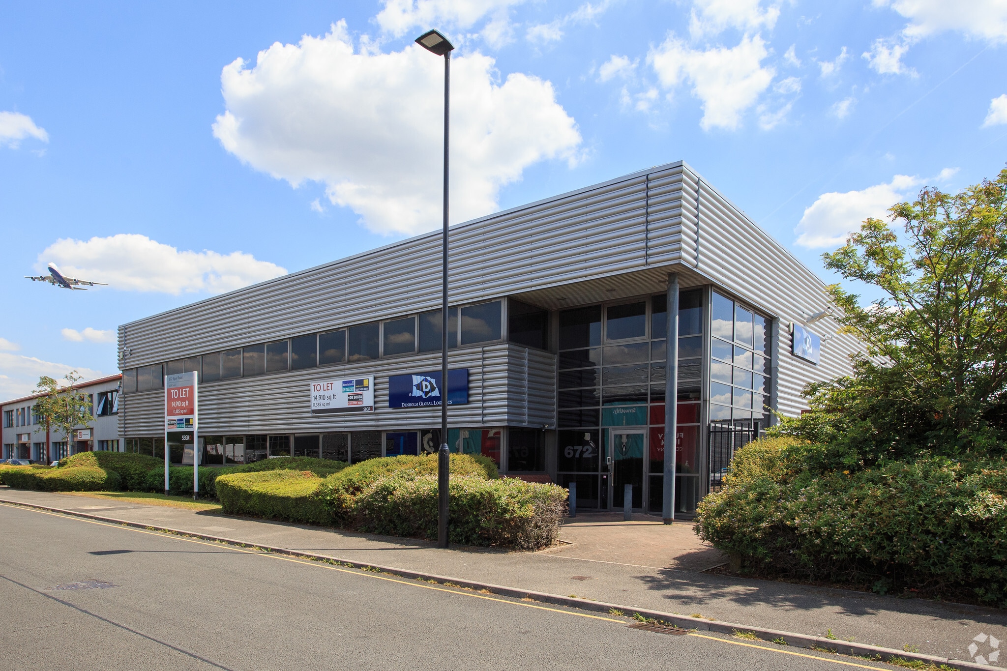 672 Spur Rd, Feltham for sale Primary Photo- Image 1 of 1