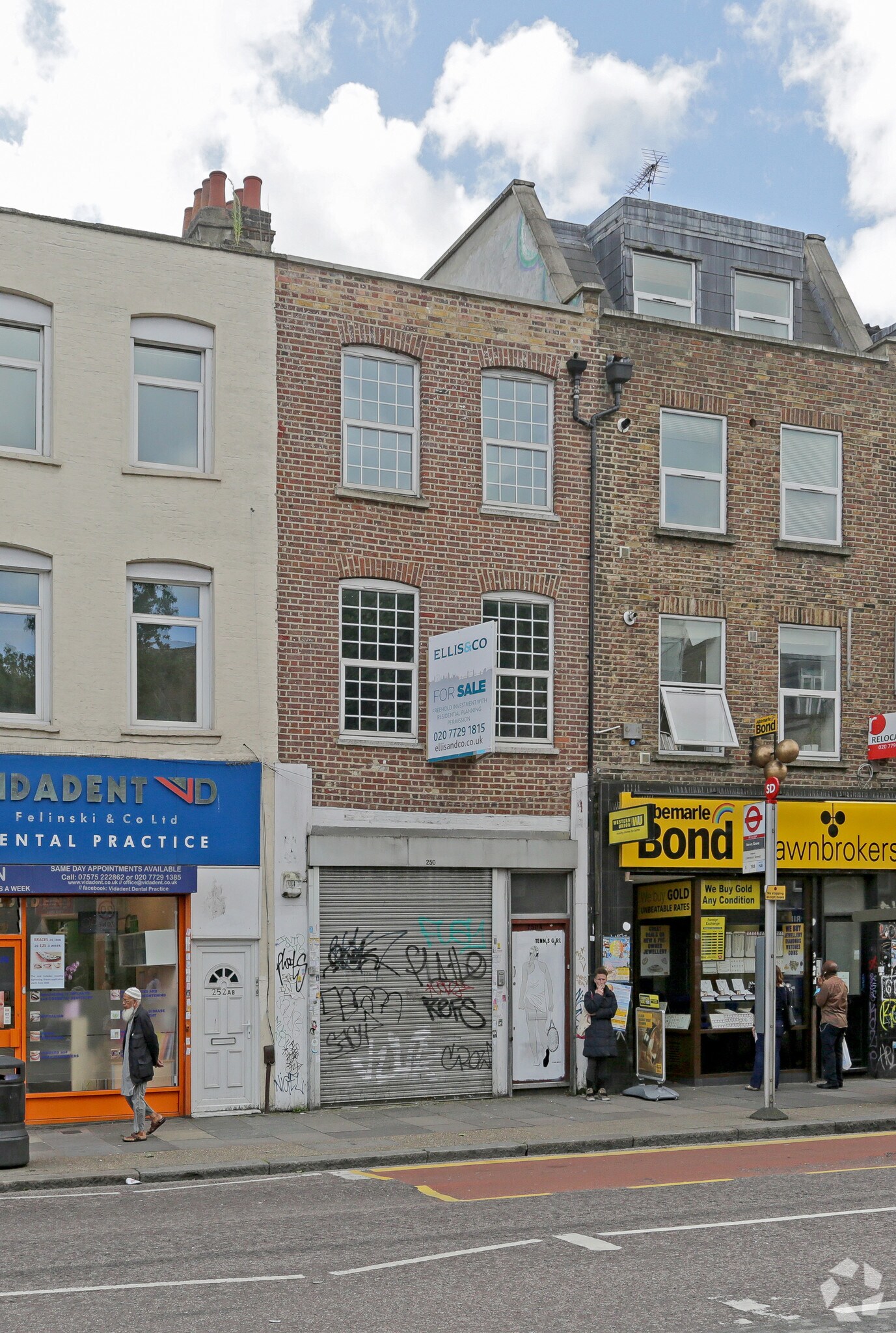 250 Bethnal Green Rd, London for sale Primary Photo- Image 1 of 1