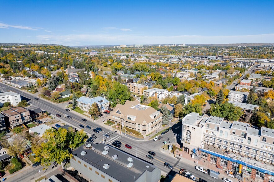 1608 17th Ave SW, Calgary, AB for rent - Aerial - Image 2 of 4