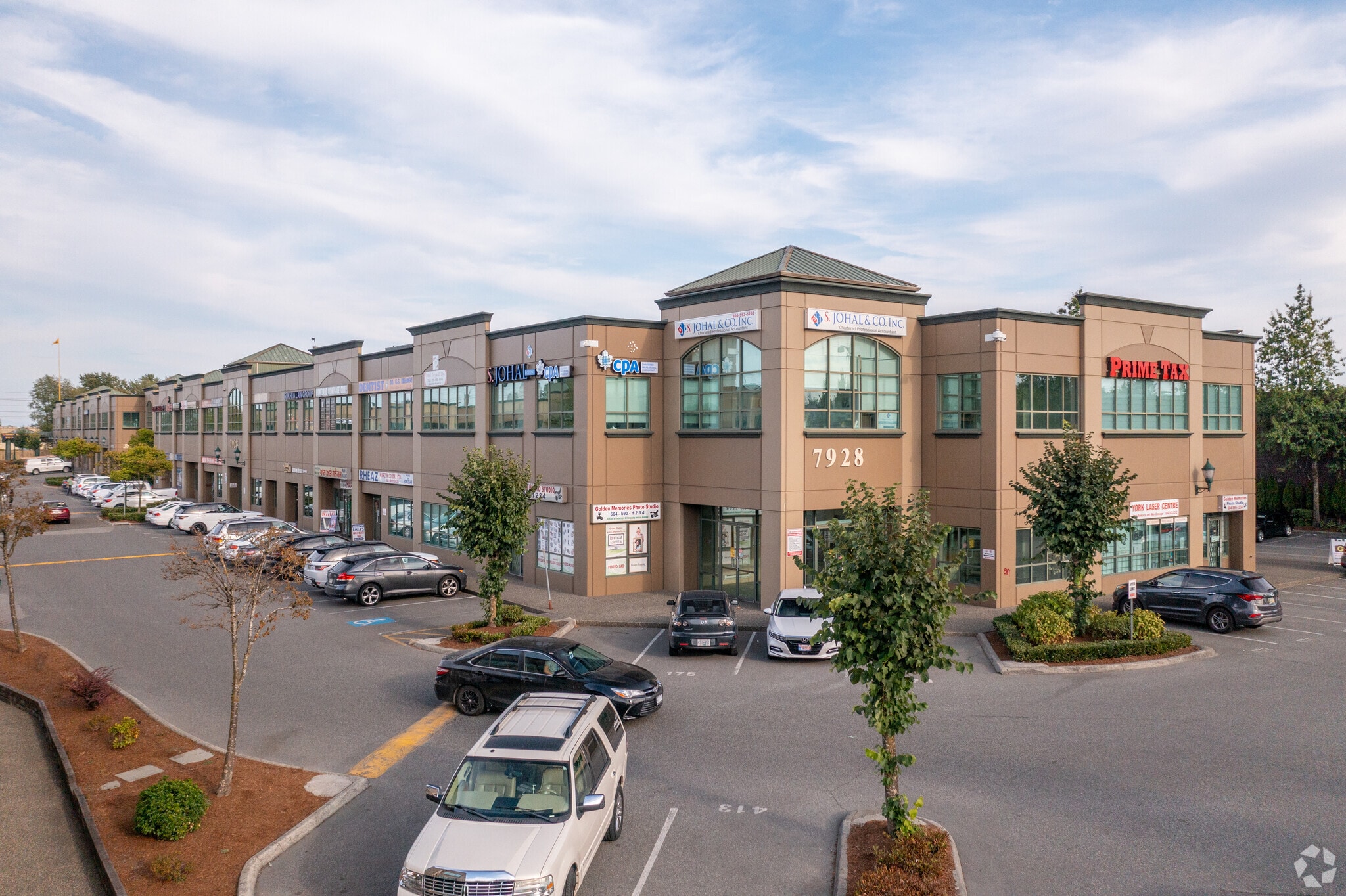 7928 128th St, Surrey, BC for sale Primary Photo- Image 1 of 1