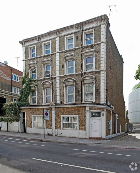 119-121 Warwick Rd, London for sale - Building Photo - Image 3 of 4