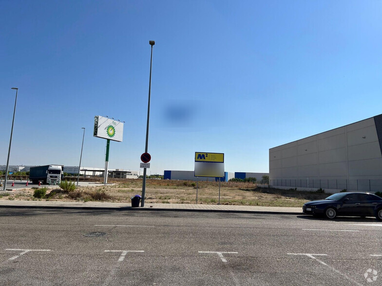 Industrial in San Fernando De Henares, MAD for rent - Primary Photo - Image 1 of 1