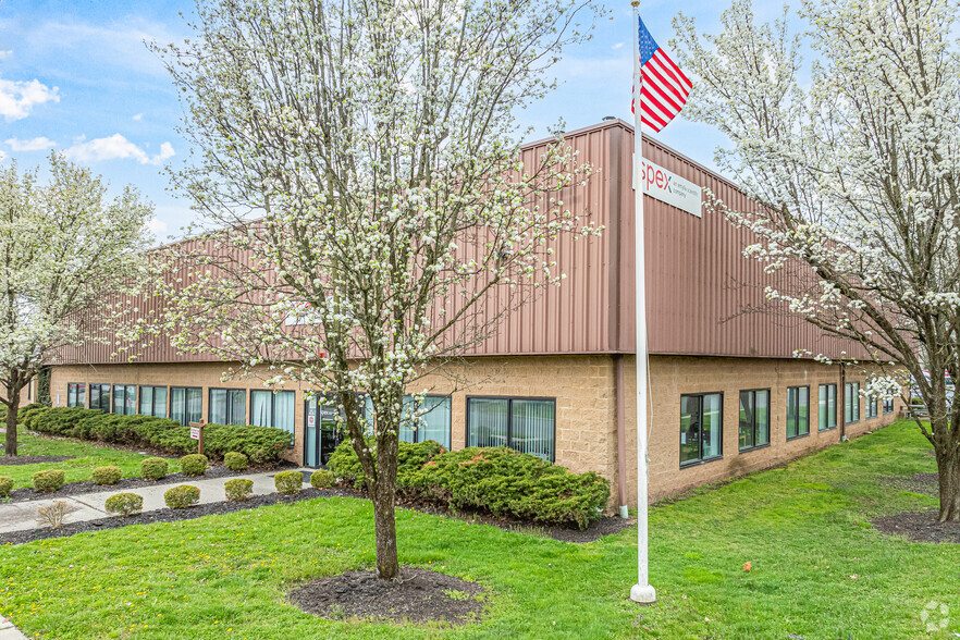 68 Liberty St, Metuchen, NJ for sale - Primary Photo - Image 1 of 7