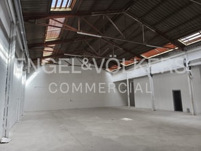 Retail in Madrid, Madrid to rent Interior Photo- Image 1 of 5