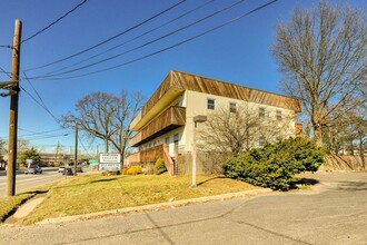 214 Rt 18, East Brunswick, NJ for rent Building Photo- Image 2 of 8