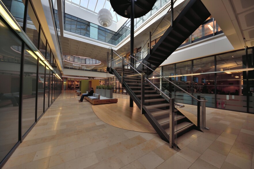 1 Tanfield, Edinburgh to rent - Building Photo - Image 1 of 10