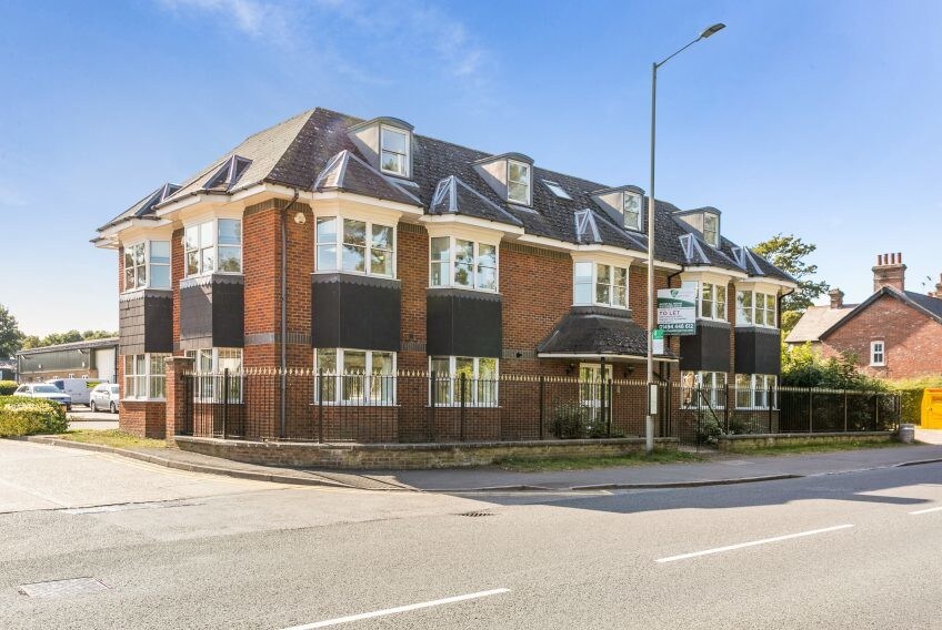 Wycombe Rd, Stokenchurch for sale Building Photo- Image 1 of 1