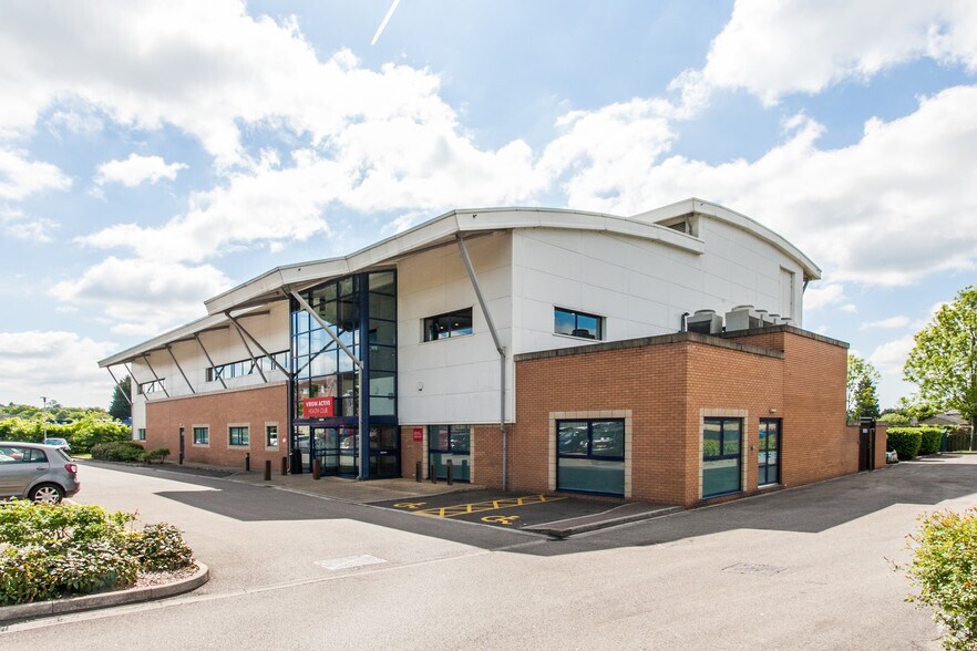 Avondale Rd, Cwmbran for sale - Primary Photo - Image 1 of 1