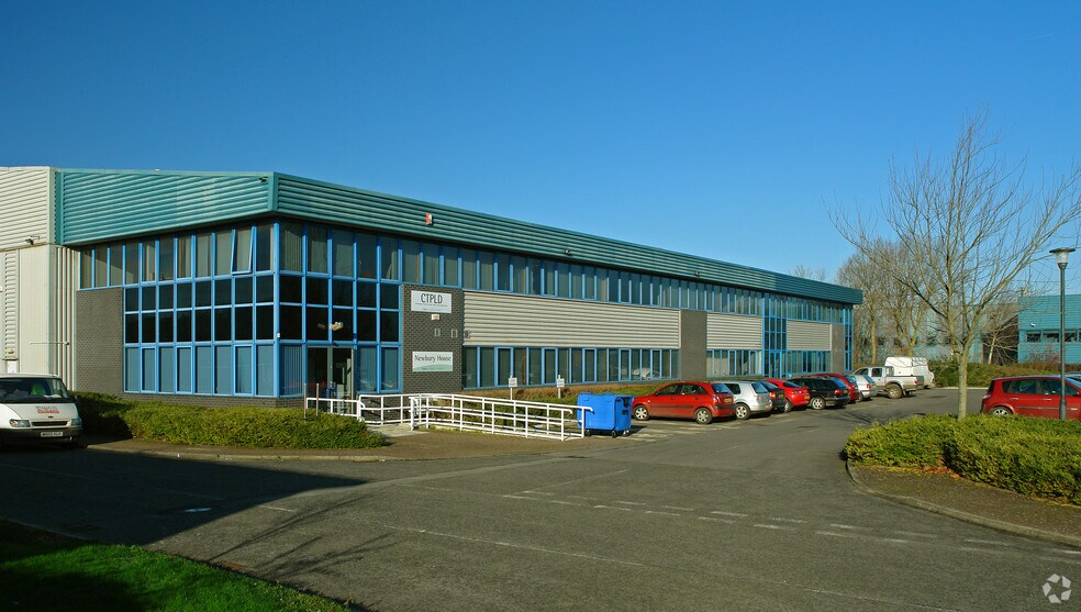 Aintree Ave, Trowbridge for sale - Primary Photo - Image 1 of 1