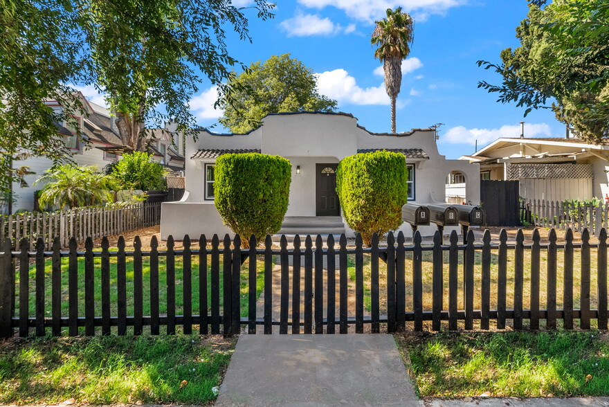 136 E 5th Ave, Escondido, CA for sale - Primary Photo - Image 1 of 30