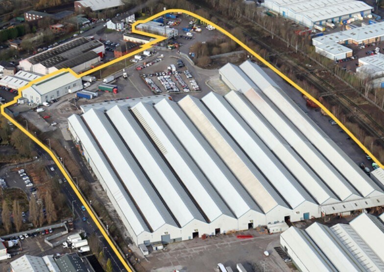 Globe Ln, Dukinfield for sale Primary Photo- Image 1 of 1