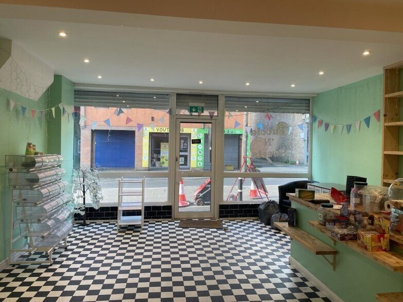 48 Ninfield Rd, Bexhill on Sea to rent - Building Photo - Image 3 of 4