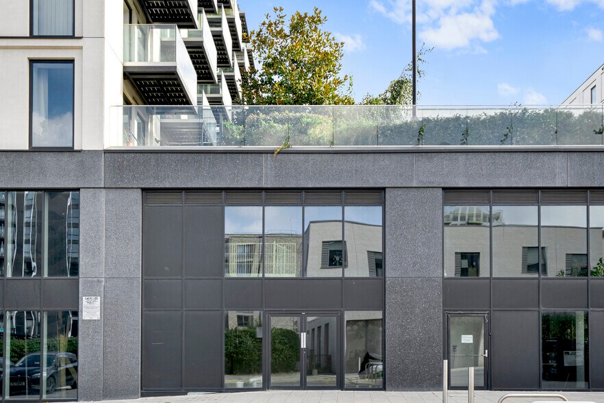 Shipwright Street, London to rent - Building Photo - Image 2 of 2