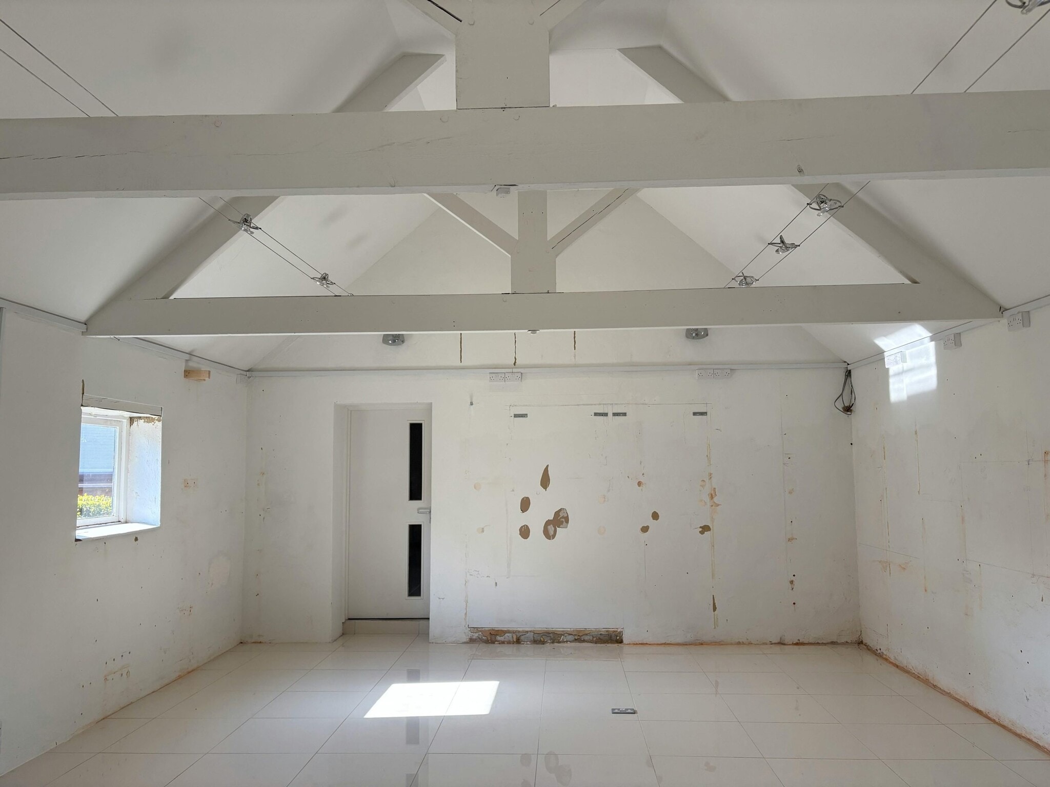 Oxford Rd, Kingston Bagpuize to rent Interior Photo- Image 1 of 4