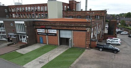 Liverpool Rd, Newcastle Under Lyme for rent Building Photo- Image 1 of 2